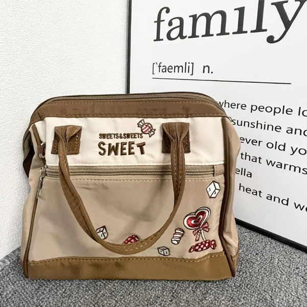 Handbag embroidery